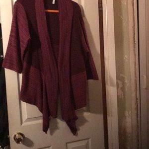 Two tone maroon high low women’s sweater